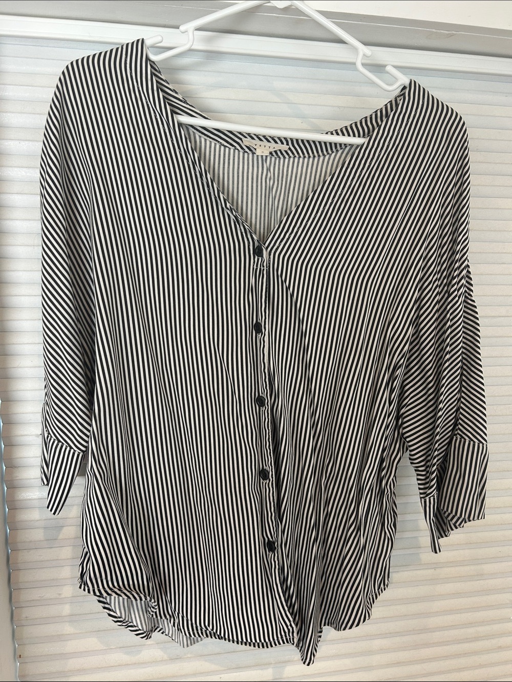 VETTA Capsule The Boyfriend Shirt | Black White Stripe Tencel Button Up Sz S